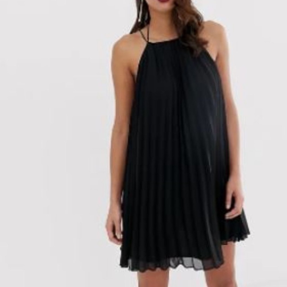 $85 NWOT ASOS Pleated Mini Trapeze Black Dress 10